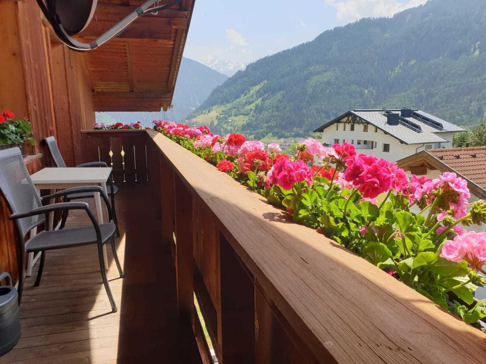 Haus Anna Ein Haus Mit Herz Fliess Oda fotoğraf